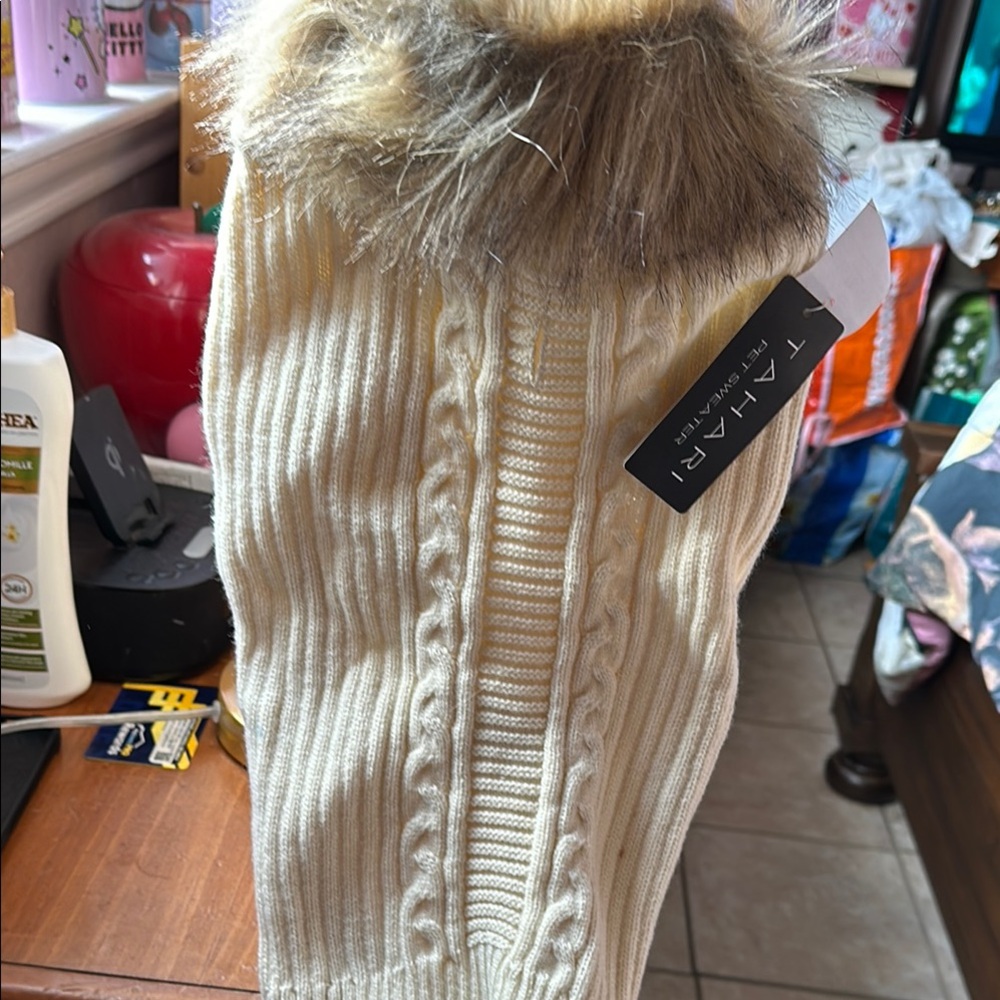 Tahari Pet’s Cream Sweater with Faux Fur Collar